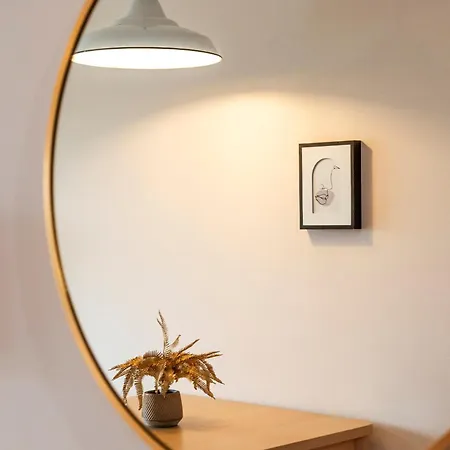Sunny New-build Studio, Ac, Direct Tram To Center Apartman *